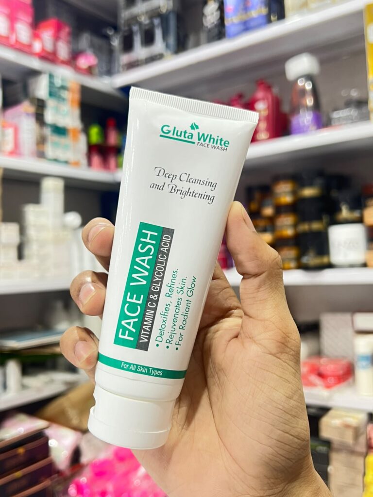 GlutaWhite Radiance Face Wash